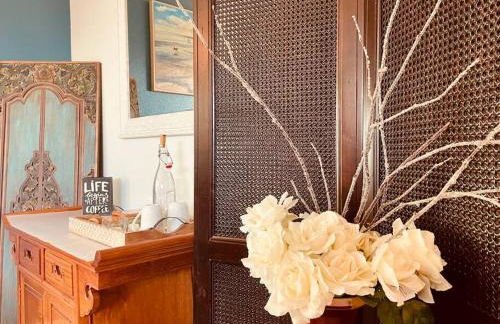 1400sf Cozy Retreat with Sound View, Garden & Privacy - Foto 10