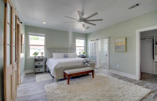 Sunny Waveland Home Rental with Pool Walk to Beach! - Foto 10