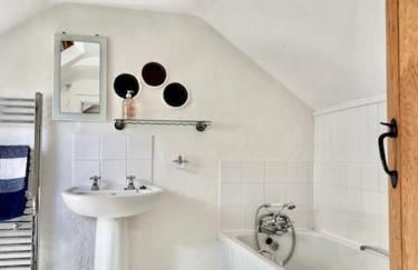 Ty Gwartheg - Foto 5