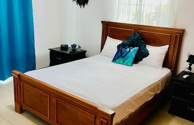 2 Minute Walk to Beach 1bdrm Condo with Pool - Foto 4