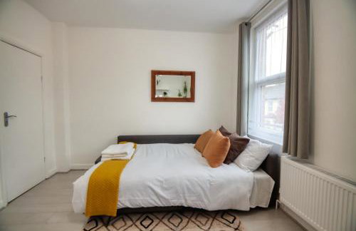 London Serviced Accommodation near Tottenham Hotspurs Football Stadium Great for Contractors - Foto 14