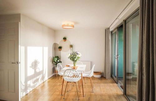 City Views by the Castle, Free Designated Parking. - Photo 16