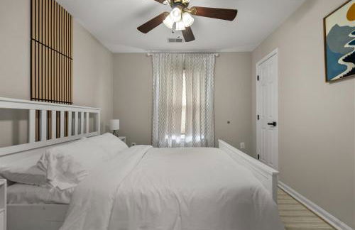 5 BedRooms Family retreat with GameRoom Near DC & Qunatico - Photo 48