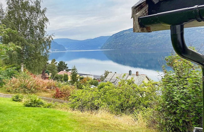 6 Person Holiday Home in Utvik - Foto 25