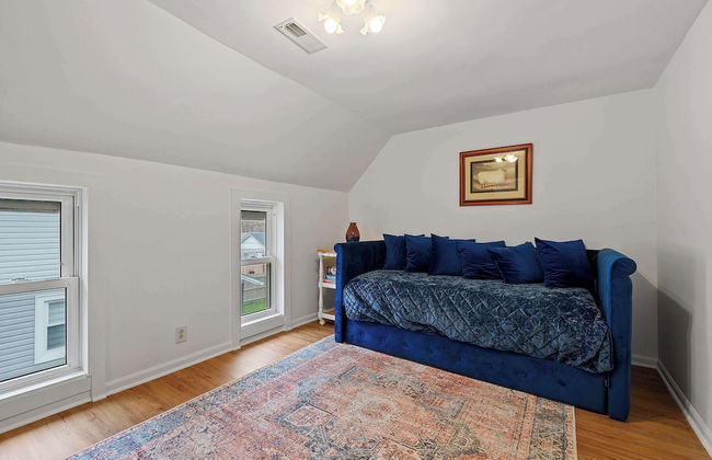 Morrill Modern Retreat Desirable Marion Village! - Foto 14