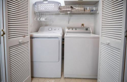 Waterfront luxury w-beach resort-pool-golf-tennis-fishing & views! - Foto 53