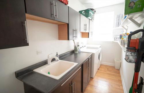 Club Salon Sleeps 10-20 Free Parking & TV - Foto 18