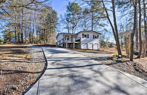 Private Yard and Fire Pit Commerce Home! - Foto 26