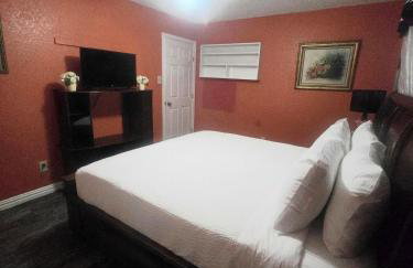 5BR3BA Home, 2 Blocks from Beach, ADA Accessible - Foto 19