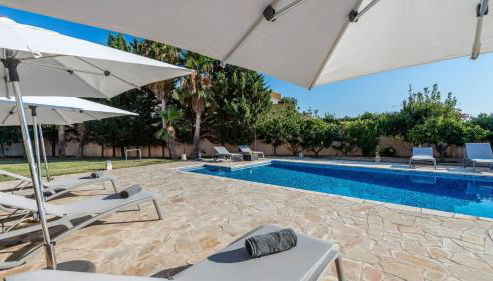 Villa Etruria close to Playa d'en Bossa - Foto 2, Garden, sunbed