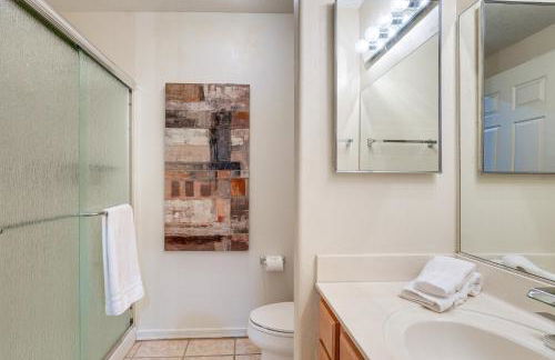 Golf Course Views! Relaxing and Convenient Mesa Unit - Foto 19