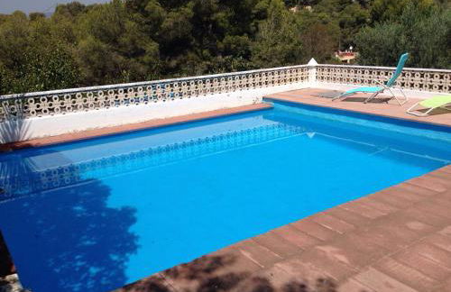 Chalet en el Monte con Piscina - Foto 1