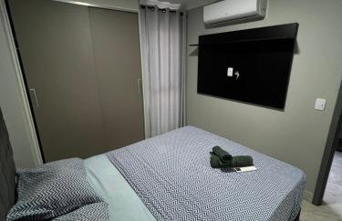 FLAT BEM LOCALIZADO COM PISCINa - Foto 11