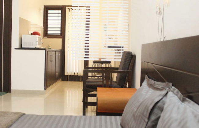 Tranquil Serviced Apartments - Photo 7