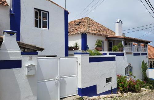 Charmingly Renovated Village House in Sintra, Penedo - Photo 7