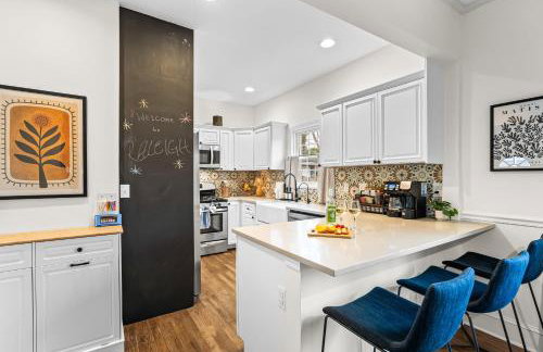 3BD plus 1BD Tiny Home - Outdoor Movie & Yard Fun - Foto 22