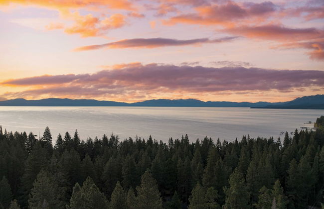 Washoe Way by Avantstay Luxury Tahoe Retreat A+ Location w/ Beach Access - Photo 39