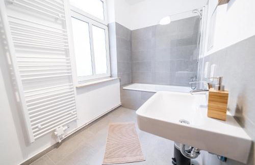 FullHouse - Halle - NH14 - Daylight Bathroom - 3 Bedrooms - Foto 23