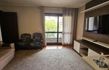 Aconchegante, amplo e central - Foto 2