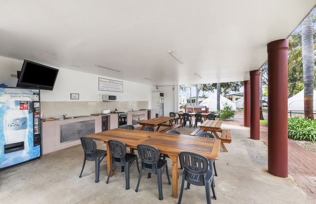 Central Caravan Park - Photo 27