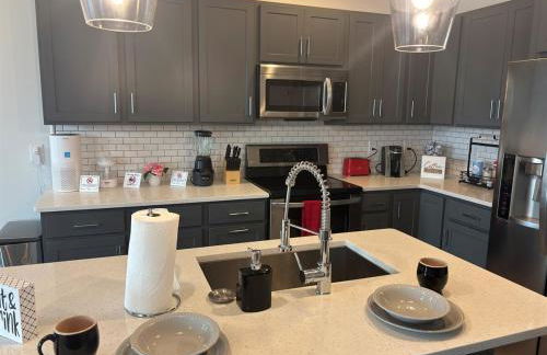 Gated 2BR in Greenville wVibes - Foto 17