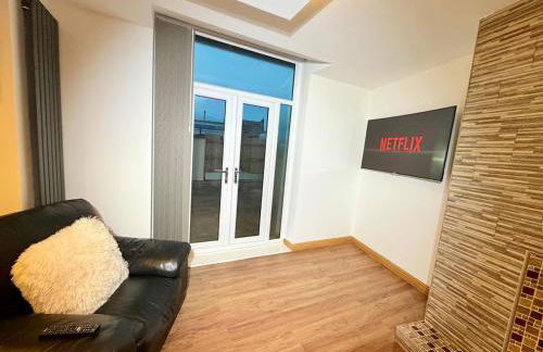 Comfortable 4BR House Ideal for Families & Workers - Foto 49