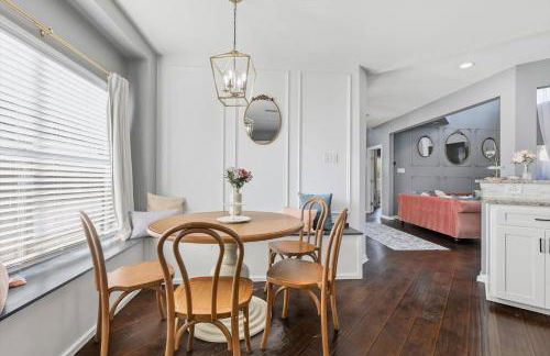 Parisian-Inspired 5-BD w Pool Playground Cinema - Foto 22