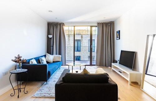 Luxury 1 bedroom apartment - Photo 1