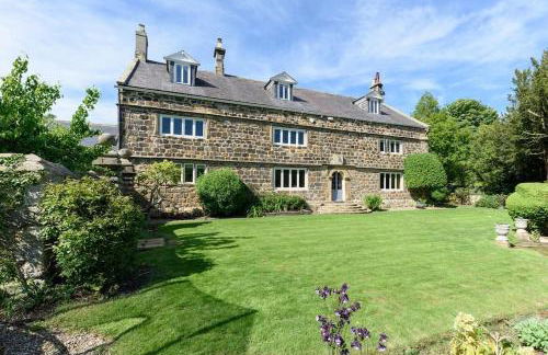 10 Bed Stunning House in village, with Hot Tub - Photo 44