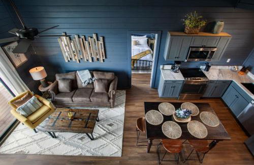 Chalet Amelia Lake View HotTub Fireplace Arcade - Foto 51