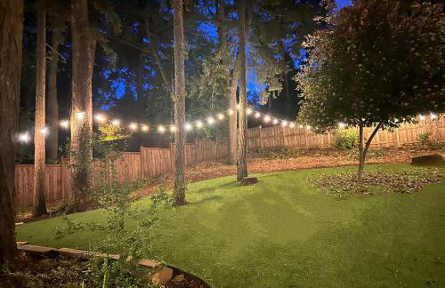 Family-Friendly Luxe Home with Sauna - mins to UO - Foto 43