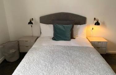 Slick Space for a Wigan Stay - 5 Minutes from M6 and M58 Motorways - Foto 5