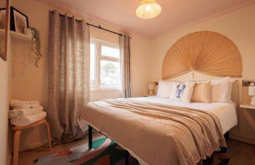 Sunset Lodge, River View & Log Burner - Foto 7