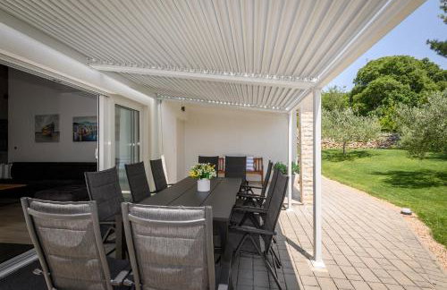 Villa Stella - heated pool, jacuzzi & sauna - Foto 72