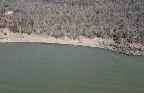 Lakehouse Getaway with Beautiful Views - Foto 33