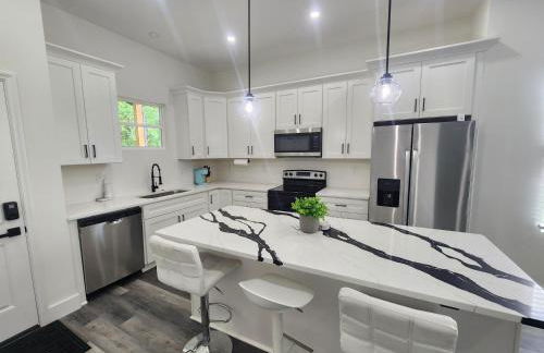 Brand New 3-Bedroom Duplex in Perfect Location Between Downtown Atlanta & Airport - Foto 1