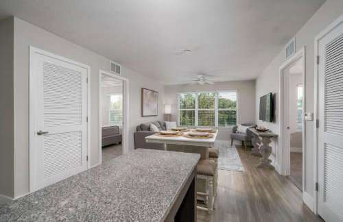 5th Quarter at Watercress- 0 9 Miles to UA- 2 BR 2 BA- Riverfront - Foto 15