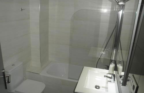 Apartamentos Santa Clara - Photo 52