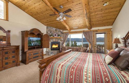 Big Bear Village View Haus is a large pet and kid friendly chalet with hot tub located a short walk to village - Foto 30