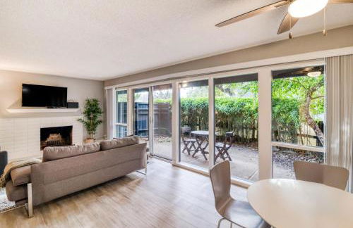 Blueground Palo Alto balcony nr shops dining SFO-1710 - Foto 2