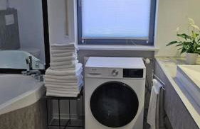 CASA8070 - Exklusive große Maisonette-Wohnung 91 qm für Familien, Gruppen, Geschäftsreisende, inklusive Parkplatz, WLAN, Kaffee und Tee, voll ausgestattet für 1 bis 9 Personen, zentrumsnah an der Autobahn A9 Ingolstadt-Süd - Photo 75