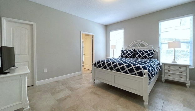 Gorgeous 5bd Pool Spa Gm Solterra Resort-5262ww 5 Bedroom Home by RedAwning - Foto 3, Habitación