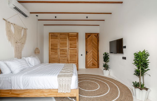 Udara by EVDEkimi - Spacious 4BR Pool villa with Lush garden at Artistic Center of Ubud - Foto 5