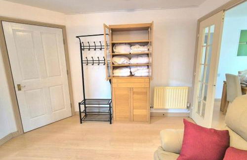 Pool, drinks and a hot tub! - Photo 5