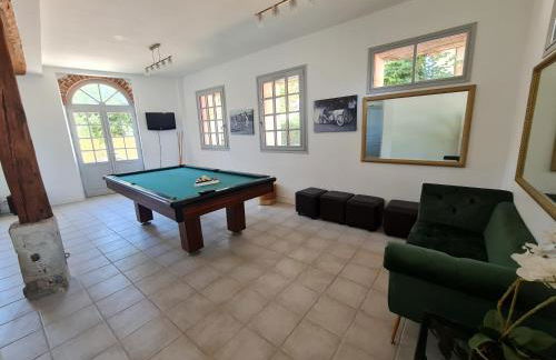 Gîte de la Mignonerie du Château de Jallanges pour 19 personnes avec 4 ou 7 chambres - Foto 14