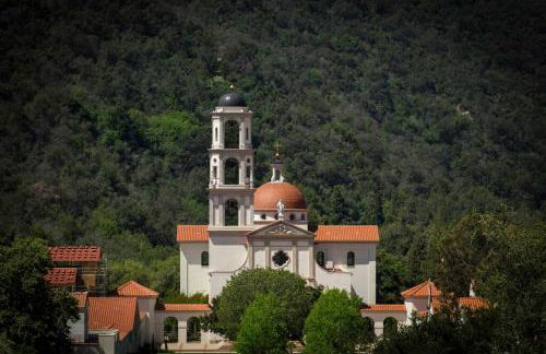 Vintage RV Creekside Nature Retreat near Ojai next to Swim Holes Hike - Foto 52