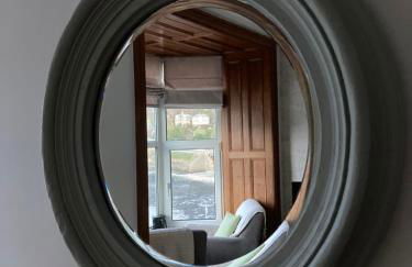 Wynnstay Apartment, Harbour and Mountain Views - Foto 17