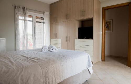 Villa Discover Evia - With Private Jacuzzi - Foto 9