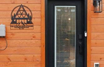 Hot Tub Sauna Spacious Backyard Luxury - Photo 59