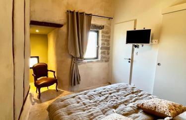 Le Donjon de Lily - Cœur de La Cité Médiévale - Foto 13